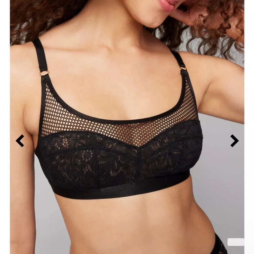 Soma Mixed Media Lace Bralette Retro vintage Pinup Fishnet Bra Black Small A / B